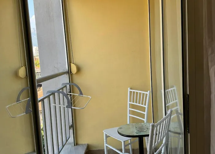 Sunlight At Pazari I Ri Tirana