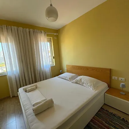 Appartamento Sunlight At Pazari I Ri Tirana